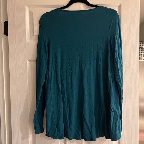 Tulip Hem Long Sleeve Nursing Top - Picture 4 of 4